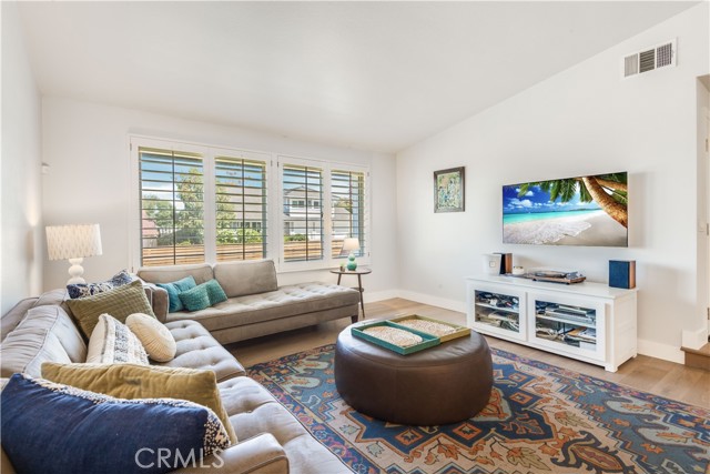 4031 Rousseau Lane, Palos Verdes Peninsula, California 90274, 3 Bedrooms Bedrooms, ,2 BathroomsBathrooms,Residential,Sold,Rousseau,PV22183505