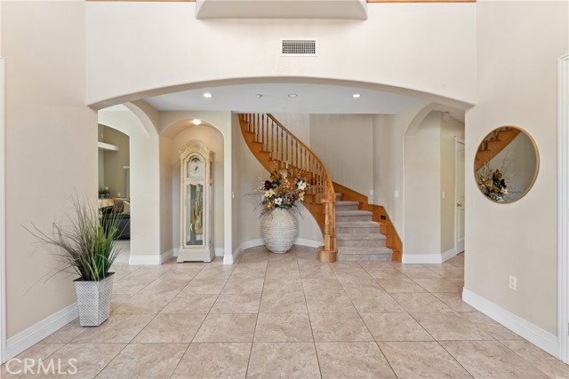 Detail Gallery Image 8 of 68 For 1503 Blossom Ct, Redlands,  CA 92373 - 5 Beds | 4/1 Baths