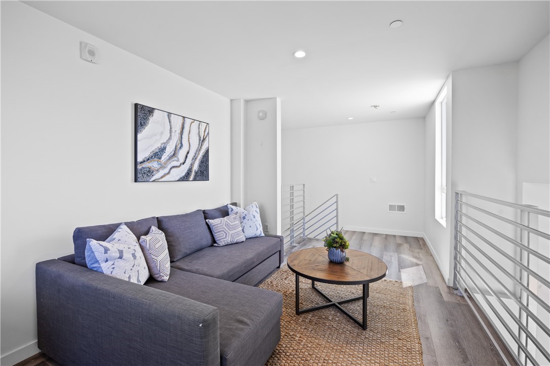 Detail Gallery Image 26 of 33 For 1055 S Serrano Ave #505,  Los Angeles,  CA 90006 - 2 Beds | 2 Baths