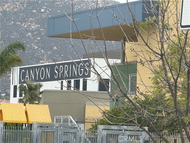 21737 Eucalyptus Avenue, Moreno Valley CA: https://media.crmls.org/medias/9b64bbbf-d6d9-42b2-9808-5d56f5b8198e.jpg