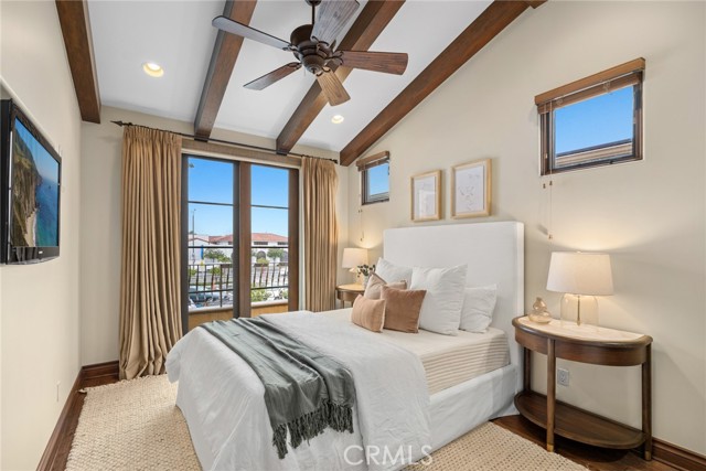Detail Gallery Image 18 of 32 For 1414 W Oceanfront, Newport Beach,  CA 92661 - 4 Beds | 5 Baths