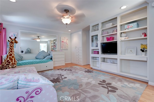 469 27th Street, Manhattan Beach, California 90266, 3 Bedrooms Bedrooms, ,3 BathroomsBathrooms,Residential,Sold,27th,SB22088434