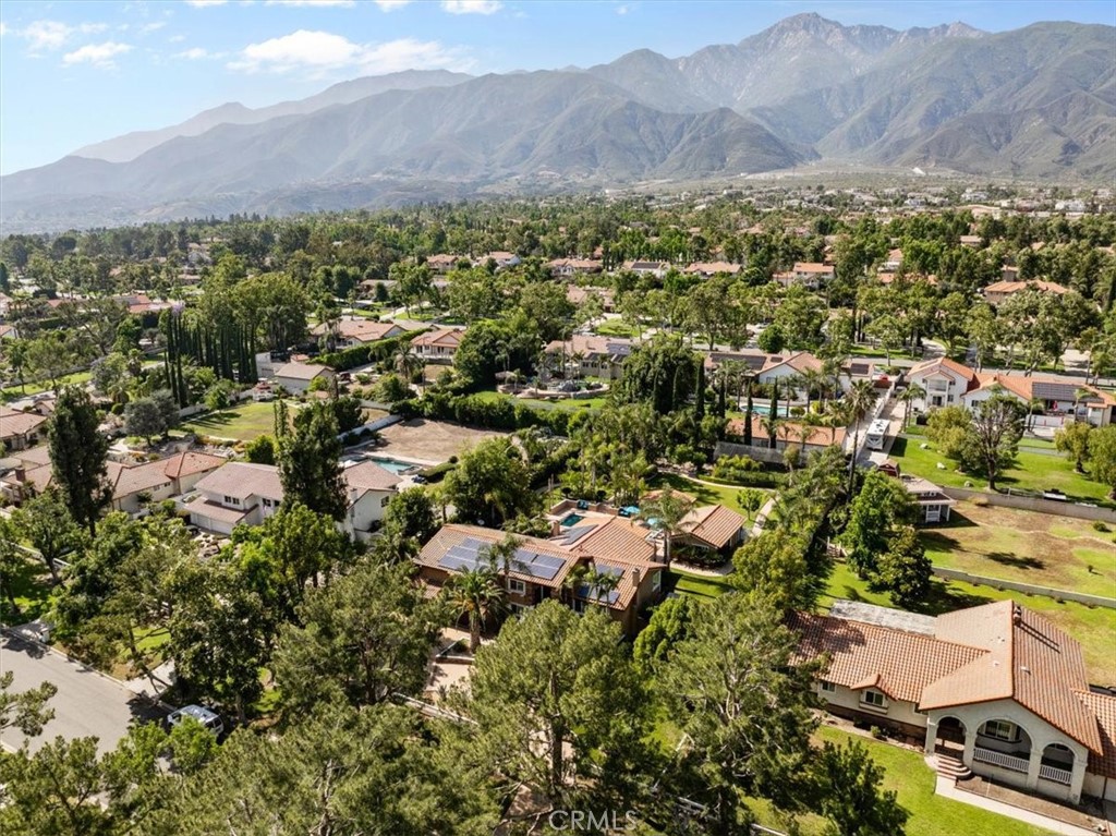 https://media.crmls.org/medias/9b67be2c-c1b0-401f-aaaa-4ab82ef682e0.jpg?preset=X-Large