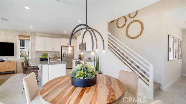 Detail Gallery Image 5 of 19 For 4513 S Patterson Paseo, Ontario,  CA 91762 - 4 Beds | 2/1 Baths