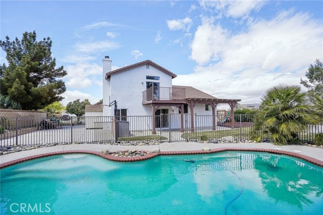 4644 Starstone Court, Palmdale CA: https://media.crmls.org/medias/9b688561-43de-48f2-94e9-f6d0e7925d50.jpg