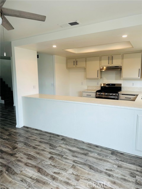 Detail Gallery Image 6 of 18 For 850 W 157th #6,  Gardena,  CA 90247 - 2 Beds | 2/1 Baths