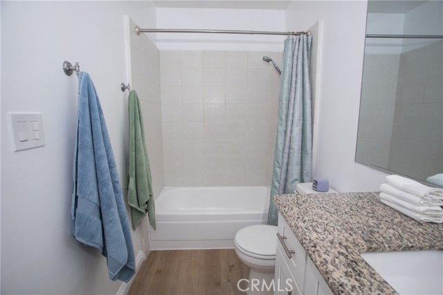 Image 16 of 27 For 2852 Sawtelle Boulevard 41