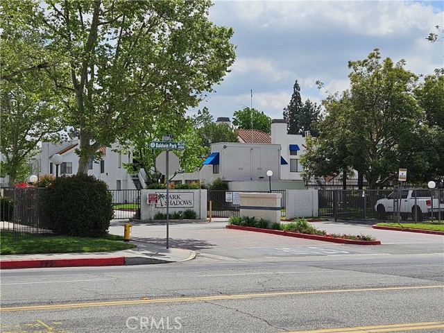 A fantastic opportunity! A 2-bedroom, 2.5-bathroom condominium with a 2-car attached garage in a gated community in Baldwin Park is certainly appealing. The proximity to shopping centers, restaurants, parks, schools, and public transportation makes it convenient for residents. Plus, being close to major freeways like the 605, 10, and 60 is a significant perk for commuting or exploring the surrounding areas. It seems like a great option for both first-time homebuyers and investors alike!