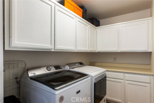 22253 Del Valle Street, Woodland Hills CA: https://media.crmls.org/medias/9b6b9bca-31e0-49df-8d10-60c6542ee720.jpg