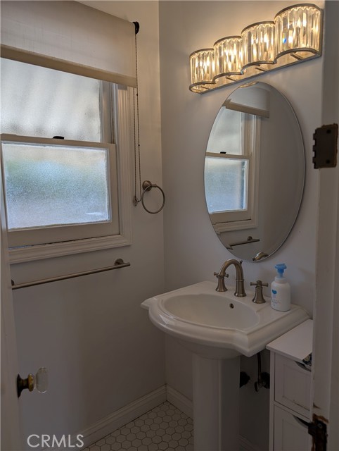 Detail Gallery Image 17 of 26 For 417 N Story Pl, Alhambra,  CA 91801 - 3 Beds | 1/1 Baths