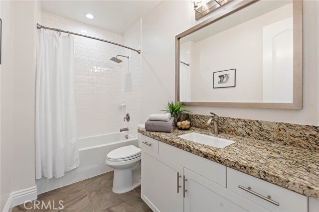 Image 35 of 70 For 21405 Vista Drive