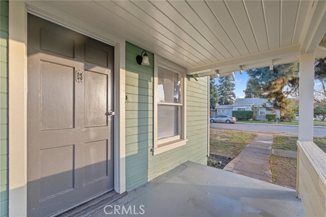 Detail Gallery Image 4 of 56 For 2238 S Garden St, Visalia,  CA 93277 - 3 Beds | 1 Baths