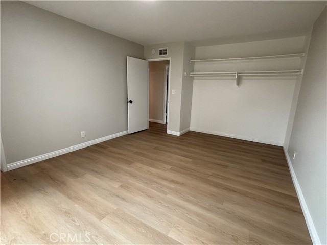 Detail Gallery Image 11 of 13 For 3202 Montana Ave, Costa Mesa,  CA 92626 - 4 Beds | 2 Baths