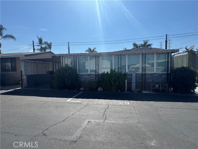 8819 Park, Bellflower CA: https://media.crmls.org/medias/9b6d7feb-f00b-43dc-b223-234066f5c568.jpg