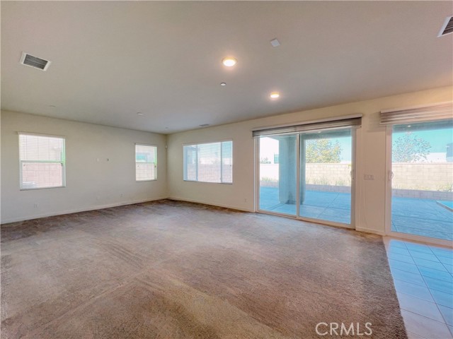 Detail Gallery Image 9 of 25 For 4664 S Piper Way, Ontario,  CA 91762 - 4 Beds | 3 Baths