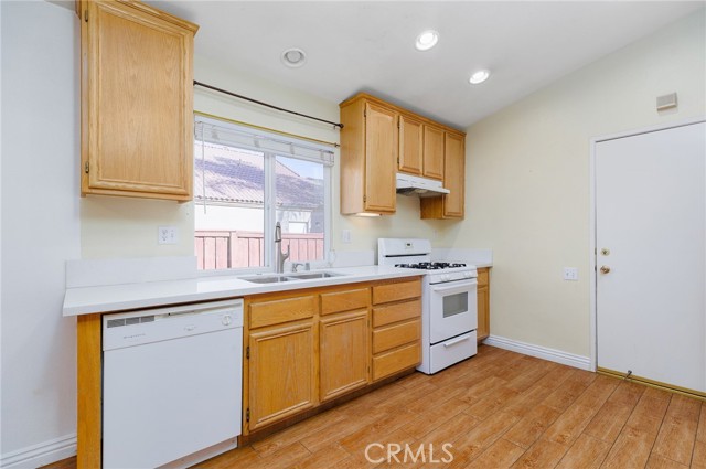 Detail Gallery Image 11 of 39 For 833 Empressa Ct, Hemet,  CA 92543 - 3 Beds | 2 Baths