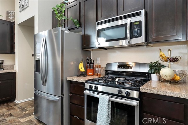 Detail Gallery Image 8 of 43 For 36359 Straightaway, Beaumont,  CA 92223 - 4 Beds | 2 Baths