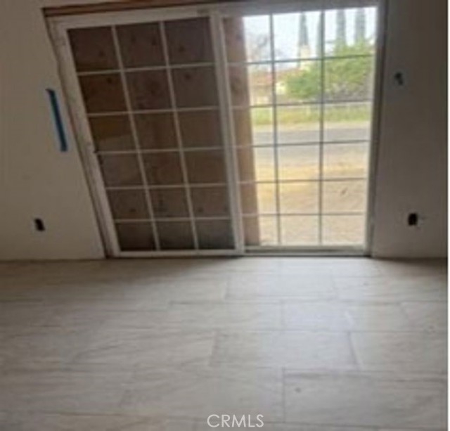 Detail Gallery Image 4 of 15 For 2505 Claridge, Stockton,  CA 95210 - 4 Beds | 2 Baths