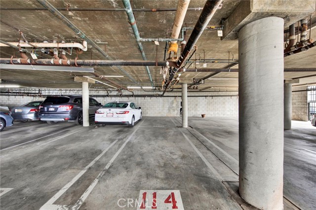 4040 Via Marisol, Highland Park CA: https://media.crmls.org/medias/9b6fbfe9-36ea-476f-a481-7690e97f5331.jpg