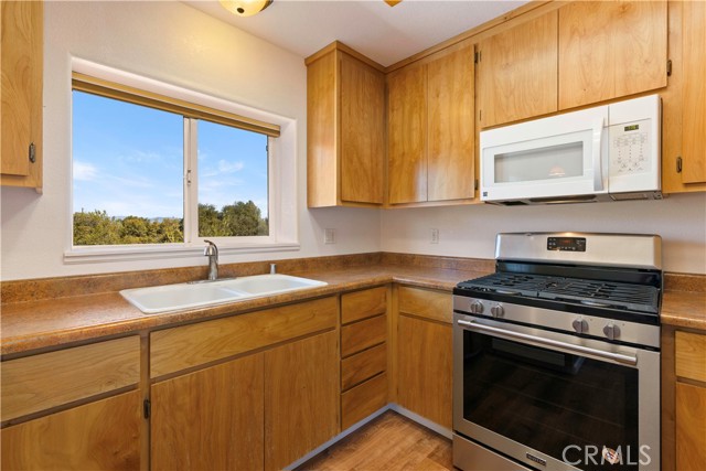 Detail Gallery Image 14 of 43 For 9732 Pinon Way, Kelseyville,  CA 95451 - 3 Beds | 2 Baths