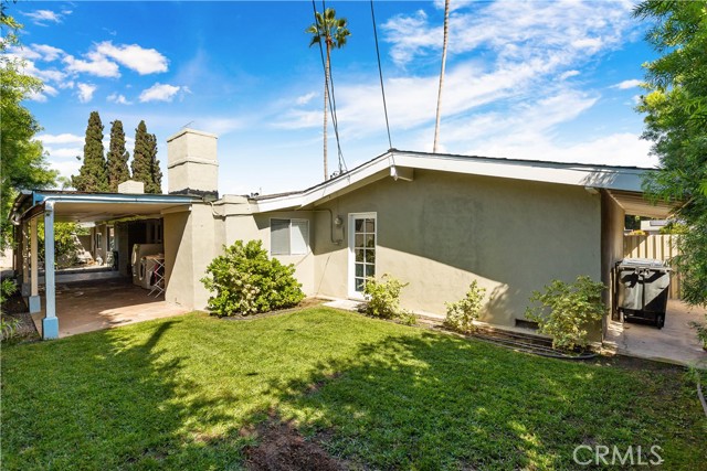 526 N Emerald Drive, Orange CA: https://media.crmls.org/medias/9b70ae6a-da5b-4297-a8ae-4eaea2fb78e9.jpg