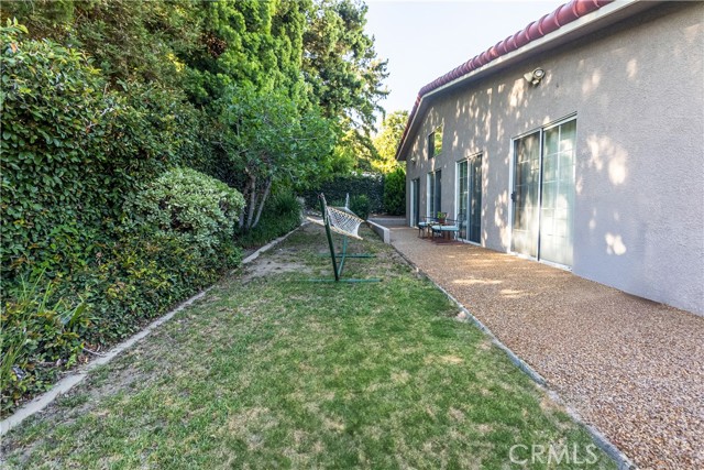 2241 N 1st Avenue, Upland CA: https://media.crmls.org/medias/9b70ef91-e3d6-473f-99c3-9a4f40ec3f24.jpg