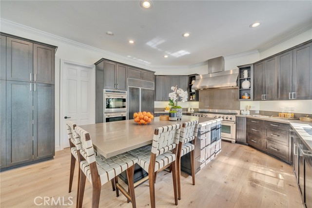 5451 Newcastle Lane, Calabasas CA: https://media.crmls.org/medias/9b71e52e-8a3a-443e-aa1c-8b3c6b18130e.jpg