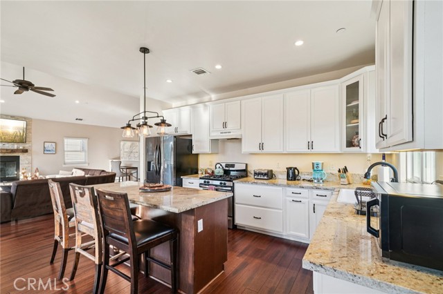 Detail Gallery Image 16 of 56 For 26845 Modoc Ln, Lake Arrowhead,  CA 92352 - 4 Beds | 3/1 Baths