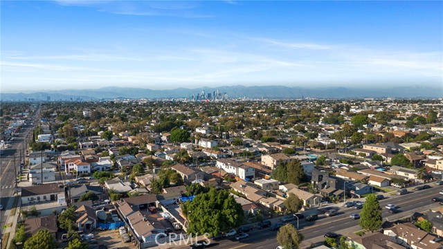 1337 W Gage Avenue, Los Angeles CA: https://media.crmls.org/medias/9b72fb8d-66a0-4311-bb4e-1939a6fb7485.jpg