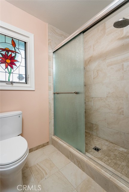 Detail Gallery Image 23 of 38 For 2251 El Arbolita Dr, Glendale,  CA 91208 - 2 Beds | 2 Baths