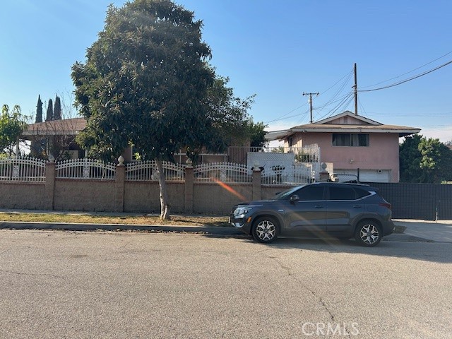 Detail Gallery Image 5 of 5 For 3233 E Hollingworth St, West Covina,  CA 91792 - 3 Beds | 2 Baths