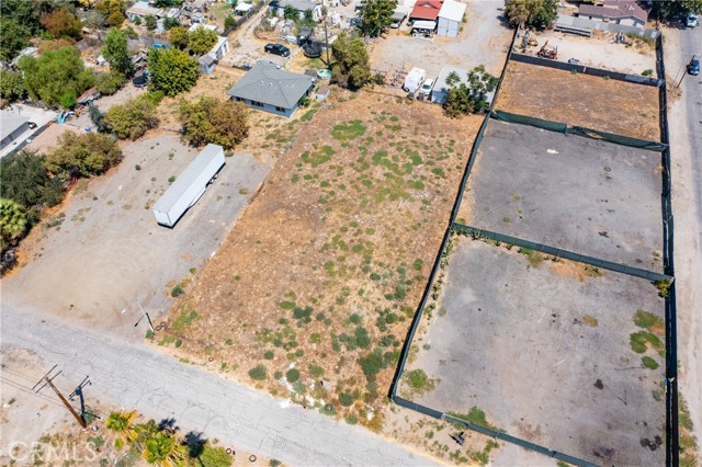 Detail Gallery Image 6 of 22 For 608 E Santa Fe, San Bernardino,  CA 92408 - – Beds | – Baths