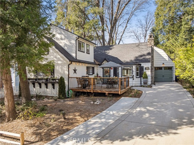 Detail Gallery Image 33 of 40 For 230 Maple, Lake Arrowhead,  CA 92352 - 3 Beds | 3 Baths