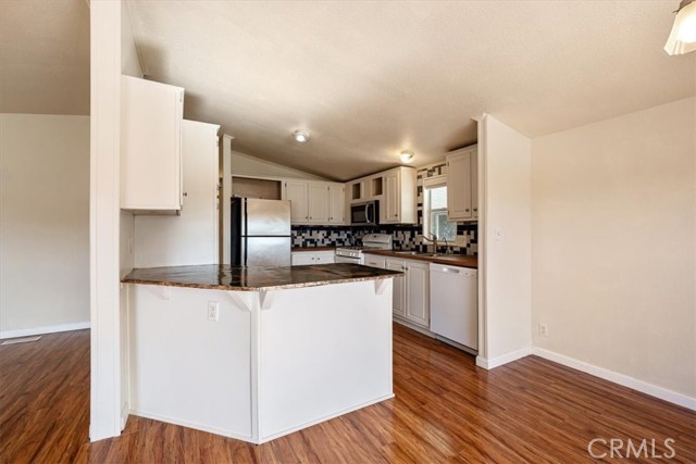 Detail Gallery Image 8 of 35 For 765 Mesa View Dr. #276,  Arroyo Grande,  CA 93420 - 3 Beds | 2 Baths