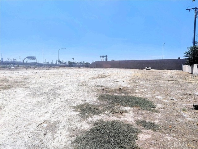 Detail Gallery Image 2 of 11 For 1344 N H St, San Bernardino,  CA 92405 - – Beds | – Baths