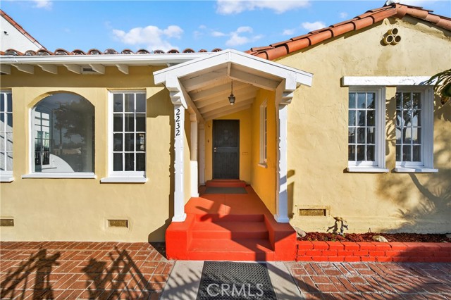 Detail Gallery Image 5 of 34 For 2232 Northside, Montebello,  CA 90640 - 2 Beds | 1/1 Baths