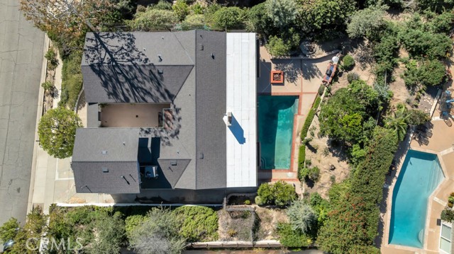 Detail Gallery Image 3 of 53 For 3953 Bon Homme Rd, Calabasas,  CA 91302 - 4 Beds | 3 Baths