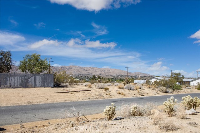 62000 Sunburst Street, Joshua Tree, California 92252, ,Land,For Sale,62000 Sunburst Street,CRJT22139262