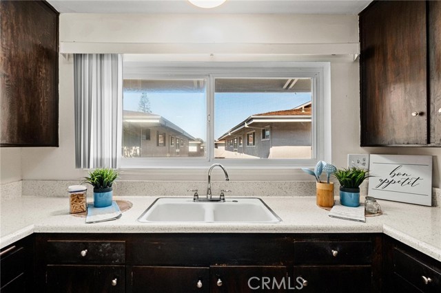 1745 Maple Avenue, Torrance CA: https://media.crmls.org/medias/9b7777c8-908d-495d-8962-3b2e9766319a.jpg