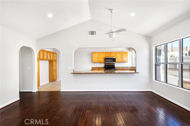 Detail Gallery Image 20 of 57 For 30310 Spray Dr, Canyon Lake,  CA 92587 - 3 Beds | 2 Baths