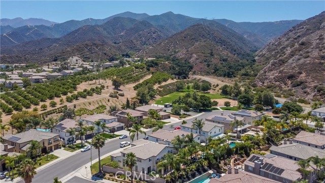 8656 Calle Canon Road, Corona CA: https://media.crmls.org/medias/9b7847c7-1fa6-43cb-a8d6-b1b1f514fdab.jpg