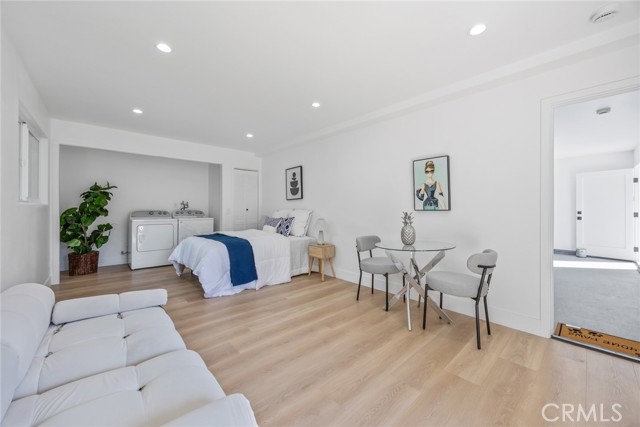 Detail Gallery Image 37 of 39 For 2460 Stoner Avenue, Los Angeles,  CA 90064 - – Beds | – Baths