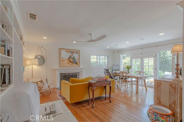 7520 W 90th Street, Los Angeles CA: https://media.crmls.org/medias/9b7b86e1-7695-4402-b0b2-aa7f1bbac99a.jpg