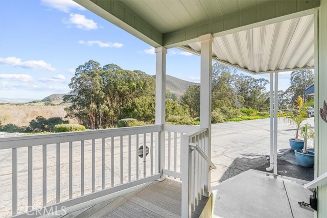Covered front porch with panoramic views