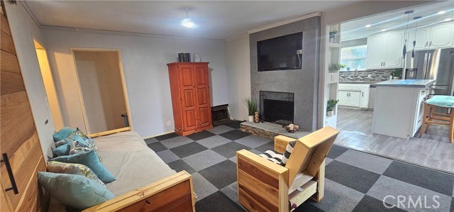 5937 Castana Avenue, Lakewood CA: https://media.crmls.org/medias/9b7d777e-2928-4586-a22c-9aa12a985d03.jpg