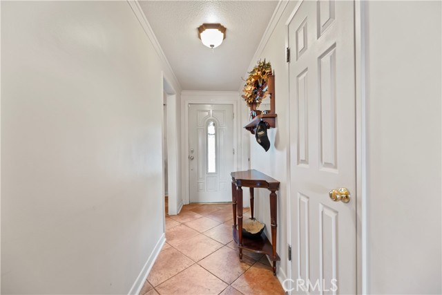Detail Gallery Image 13 of 66 For 1327 Grove Ave, Upland,  CA 91786 - 3 Beds | 2 Baths