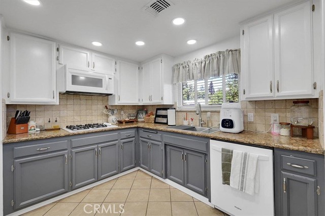 Image 23 of 54 For 3134 Roosevelt Road