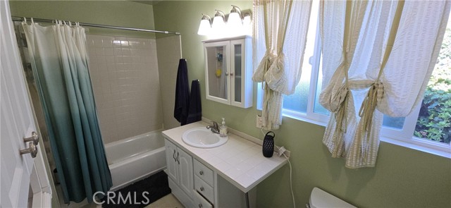 16701 Chatsworth Street, Granada Hills CA: https://media.crmls.org/medias/9b7ee64c-56d0-41ff-9f1d-66372c038807.jpg
