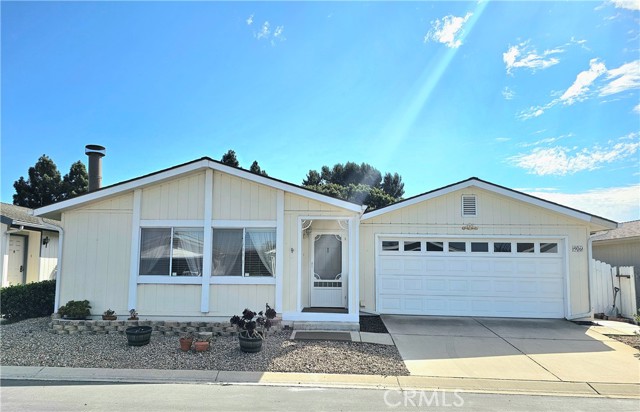 Detail Gallery Image 1 of 31 For 906 Vista Del Sol, Santa Maria,  CA 93458 - 2 Beds | 2 Baths