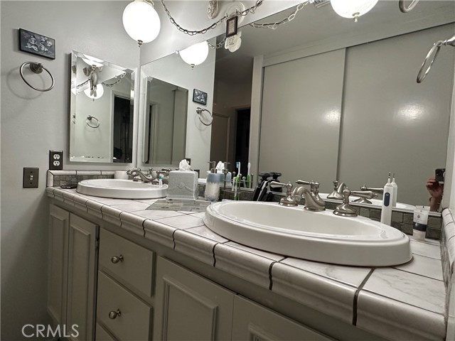 Detail Gallery Image 20 of 43 For 12203 Santa Gertrudes Ave #11,  La Mirada,  CA 90638 - 4 Beds | 2/1 Baths